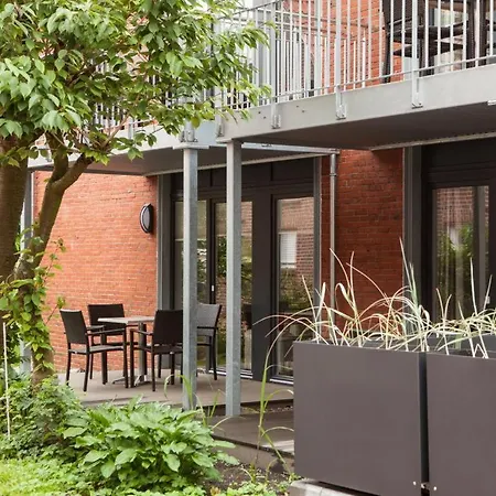 公寓 Wittehuus 4 *